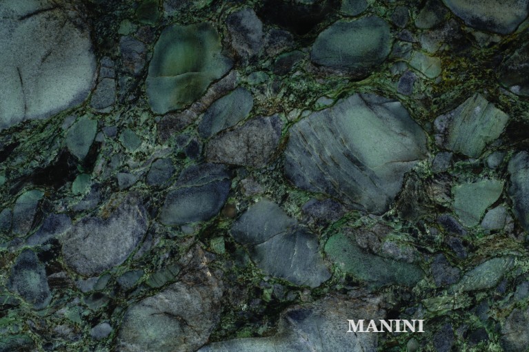 Emerald Green — Quartzitos | Manini Marmoraria Araraquara