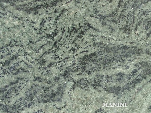 Verde Sao Francisco — Granitos | Manini Marmoraria Araraquara